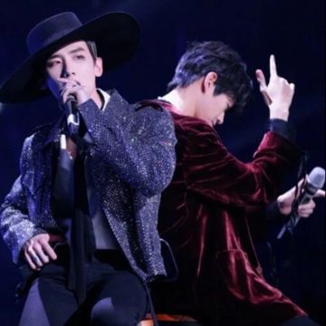 他只是经过 (Live)-cover