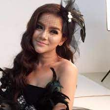 កំដរខ្ញុំបន្តិចបានទេ