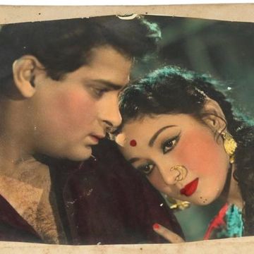Duniya Walon Se Door-cover