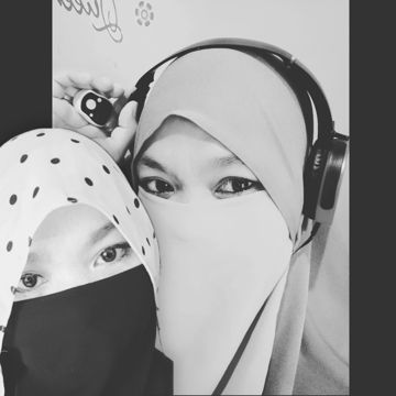 Mencari alasan akustik female key