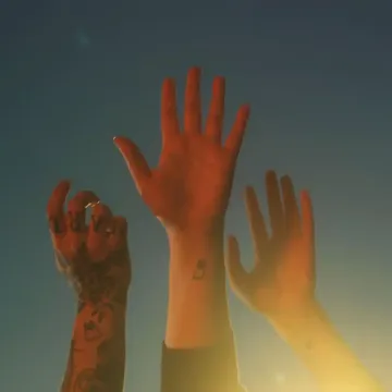 coveImg