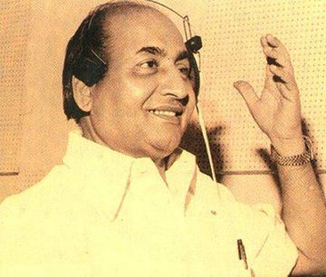 Tumhari Zulf Ke Saye Mein