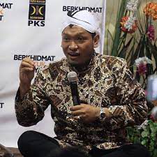 Pelabuhan Hati-cover