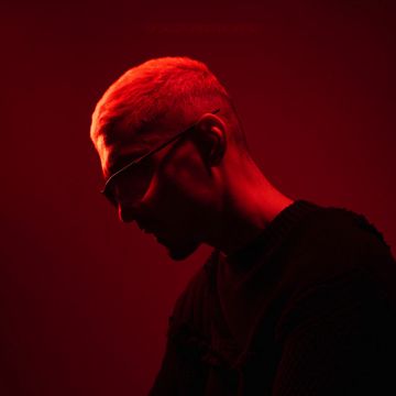 APPELLE-MOI (feat. Khali)