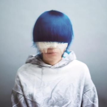 色彩-cover