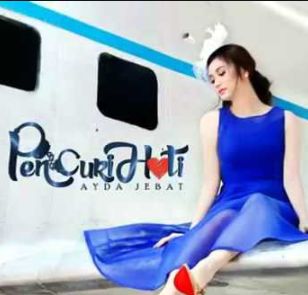 Pencuri Hati-cover