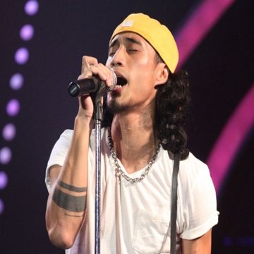 Đừng Nhìn Lại-cover