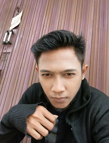 coveImg