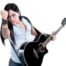 အမြင့်ဆုံးမှာ