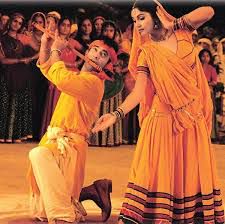 udit-narayanasha-bhosle-radha-kaise-na-jale-cover-image