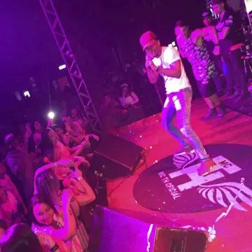 Foi Ela-cover