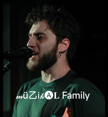 Ay Tenli Kadın piano - Müzikal Family