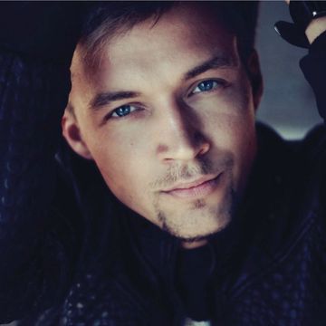 Безумно можно быть первым-cover