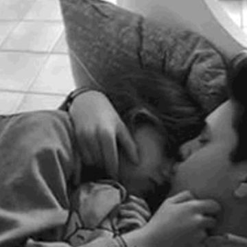 အချစ်ညရင်ခုန်သံ(Cover)