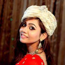 সোয়া চান পাখি Shua Chan Pakhi