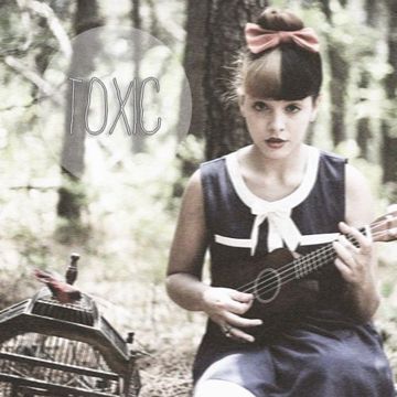 Toxic -cover