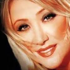 GÜLLÜ BİR SEVGİ BORCUN VAR