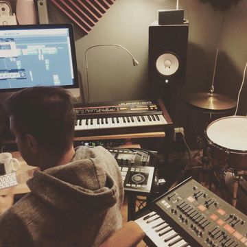 lany-super-far-cover-image