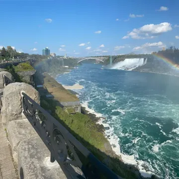 coveImg
