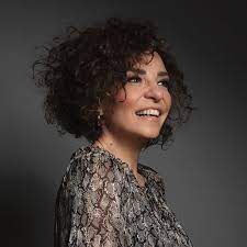 fatma-turgut-kimizden-biri-cover-image