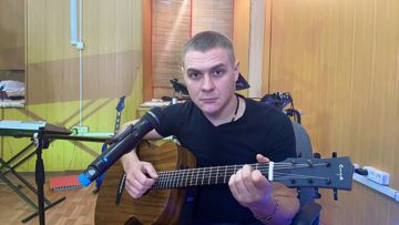 Своих не бросаем!