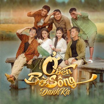 Ở Bên Bờ Sông-cover