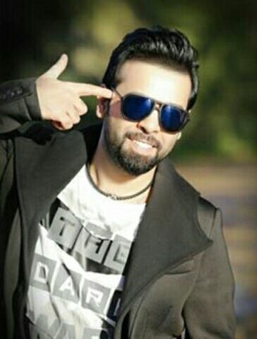احمد جواد بالقلب يتعبه