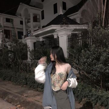 ONE OF THE GIRLS -BY J𝛆ии꧊፝֟𝛆🌛°