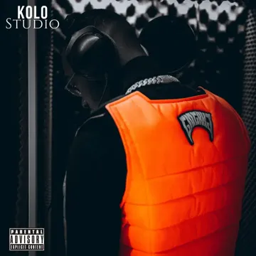 Studio-cover