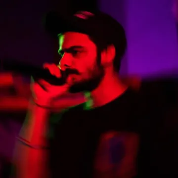 Raat Se Bahir-cover