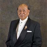พ่อแง่แม่งอน