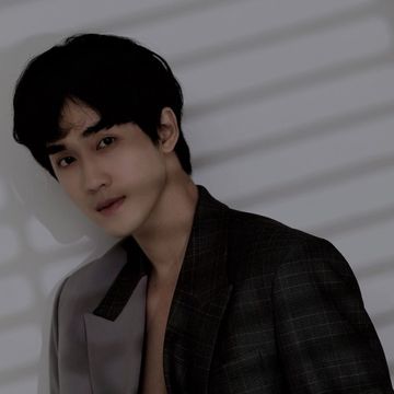 Không Yêu Cũng Chẳng Cô Đơn-cover