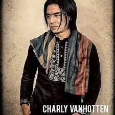 Berpisah Diujung Jalan