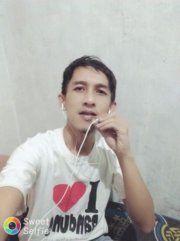 coveImg
