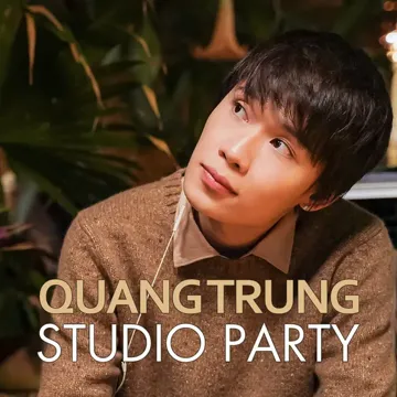 Trăng Dưới Chân Mình-cover