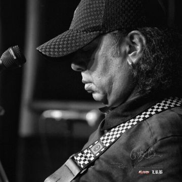ayub-bachchu-ek-akasher-tara-tui-cover-image