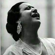 فات من عمري سنين