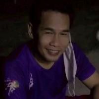 ใต้ร่มมลุลี
