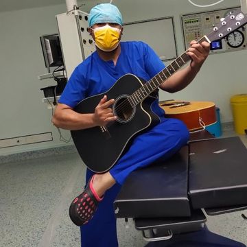 TEMPLE OF THE KING - COVER BY RIZQ