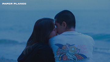 	กลับมาเพื่อบอกลา (JUST TO LET ME KNOW)-cover