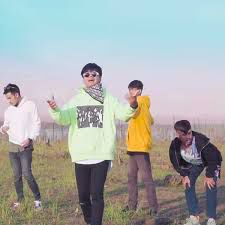 ພໍ່ແມ່ອ້າຍຖາມຫາ (พ่อแม่อ้ายถามหา)