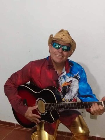 dinheiro nao compra amor-cover