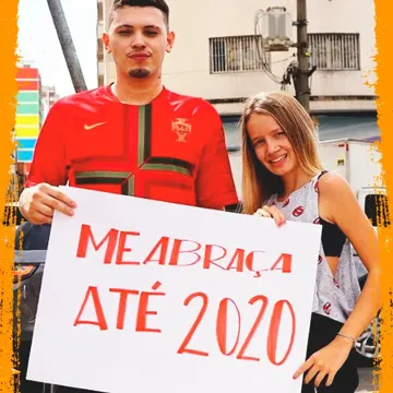 Me Abraça Até 2020-cover