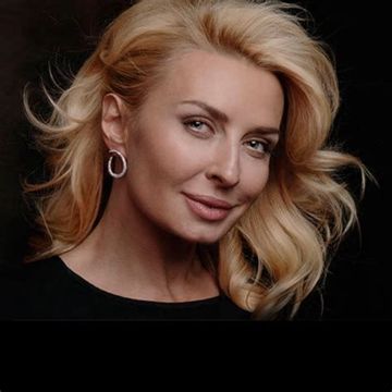 Красивая девчонка