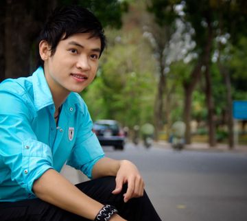 Anh Không Xứng-cover
