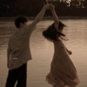 Cần Không Có, Có Không Cần-cover