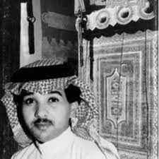 ضمني في وسط عينك