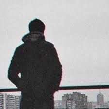 ودعتني وتقول ترجع بعد عام