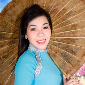 Gần Em Nhé Anh-cover