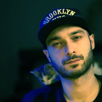 Ne Kadar Umrumda-cover